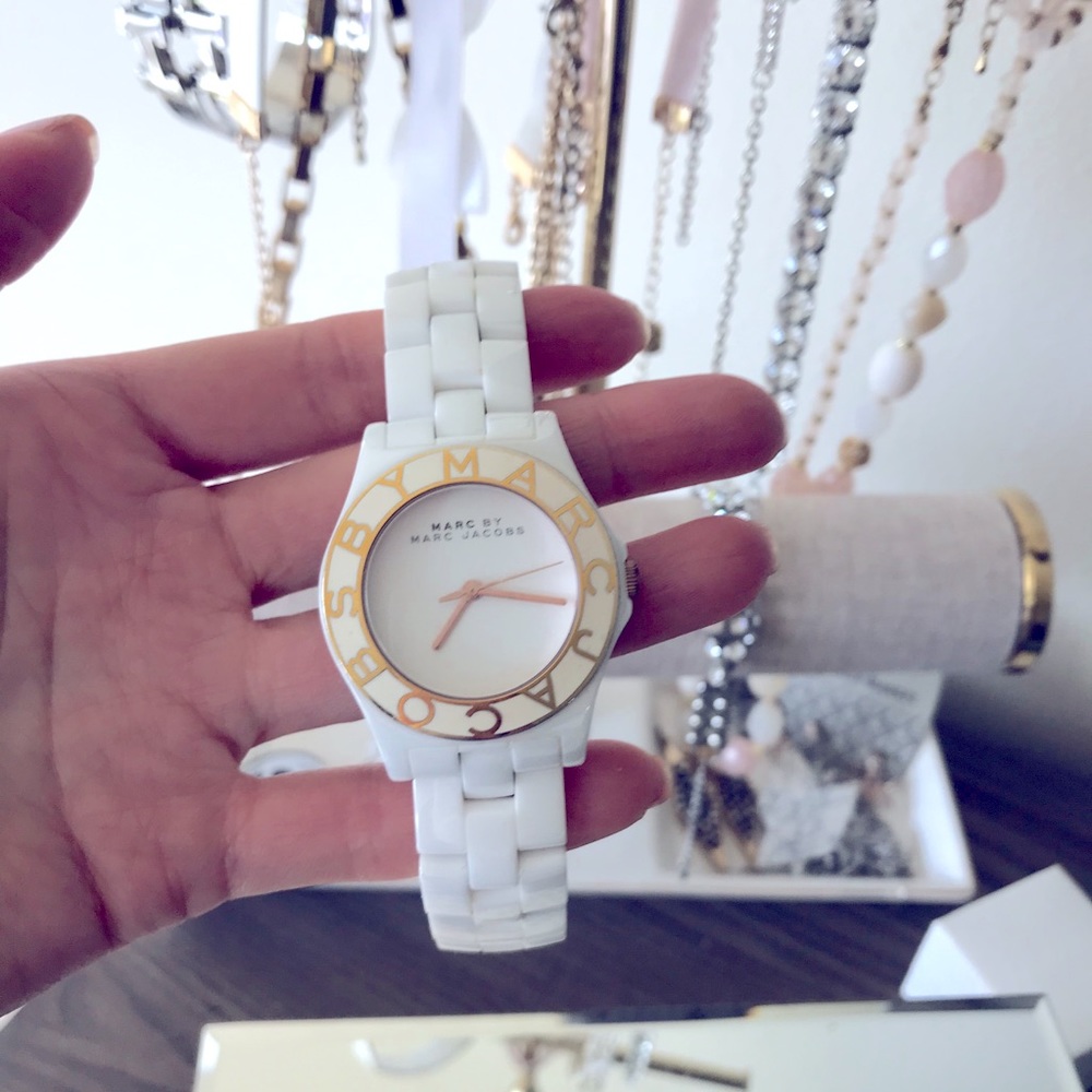 White ceramic rose gold Marc jacobs watch